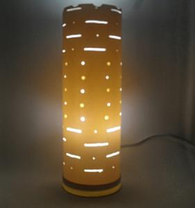 1040074-Luminária De Pvc Artesanal Modelo Abstrato