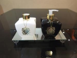 AD6A8E-Kit Lavabo X 300ml - Detroit - Sem Bandeja